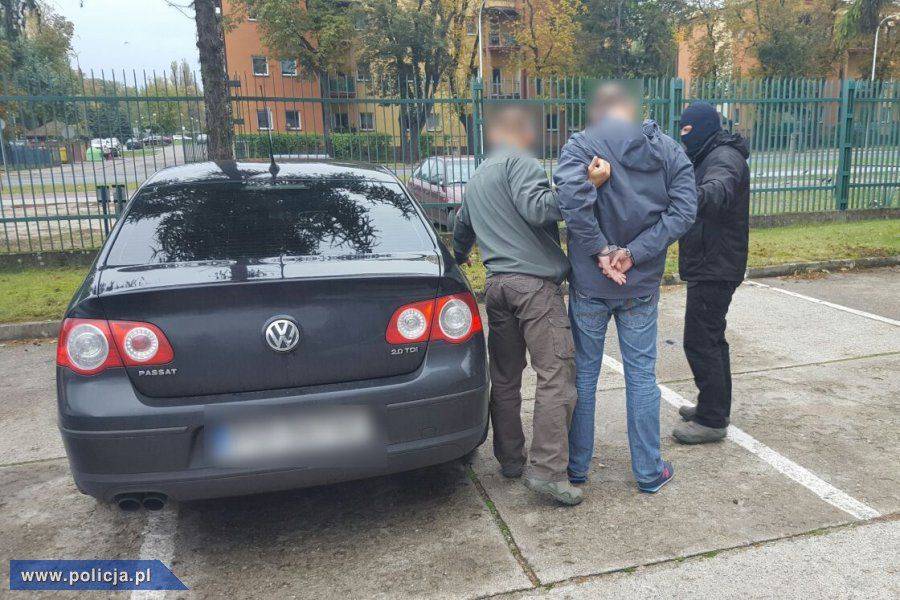 Policjanci zatrzymali osoby poszukiwane listami gończymi