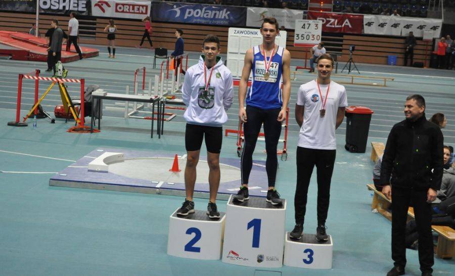 Początek sezonu lekkoatletycznego z medalem w Toruniu [FOTO]