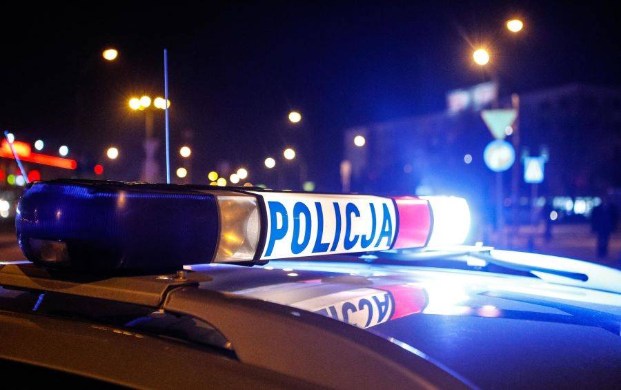 Policyjny pościg przez dwa powiaty za pijanym kierowcą