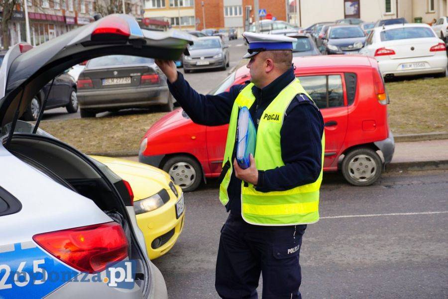 Starszy mężczyzna potrącony na przejściu dla pieszych [FOTO]