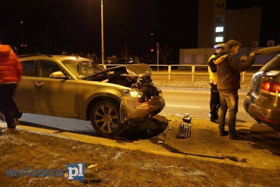 Wieczorny wypadek na Piłsudskiego [FOTO]