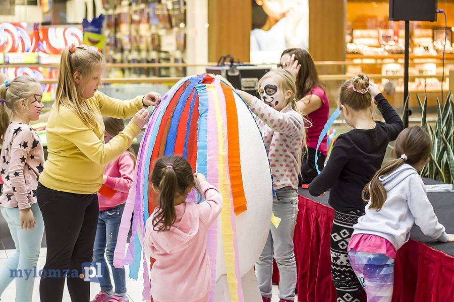 Wielkanocne warsztaty plastyczne w Galerii Veneda rozpoczęte! [VIDEO i FOTO]
