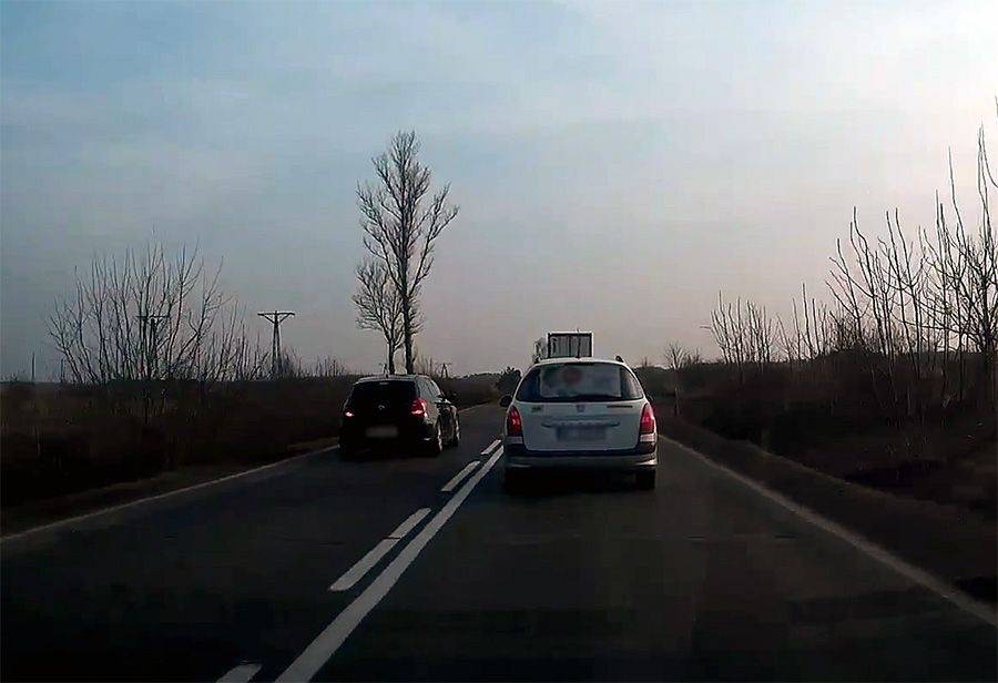 Pirat na drodze wojewódzkiej 677