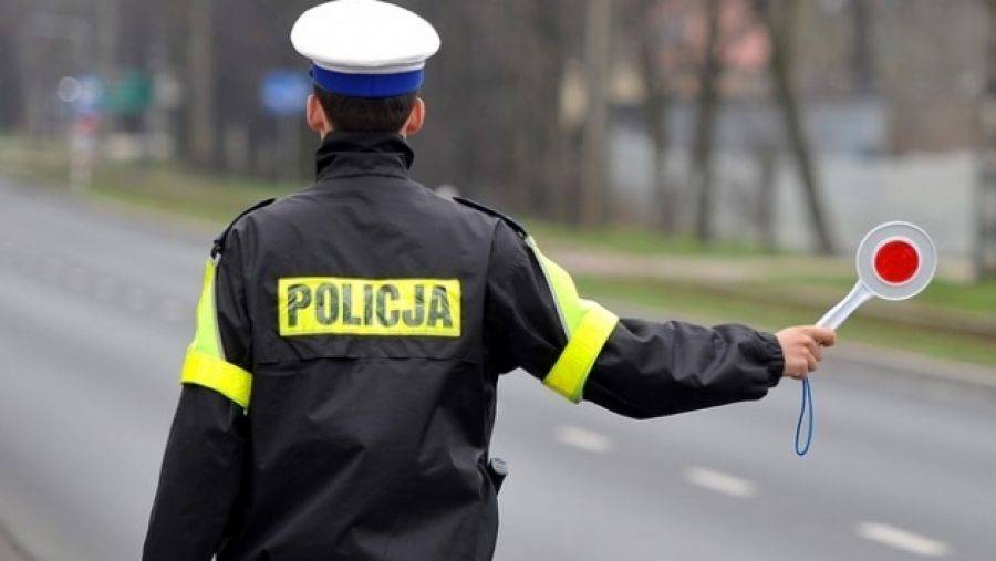 Dwa wykroczenia, 15 punktów i zabrane prawo jazdy
