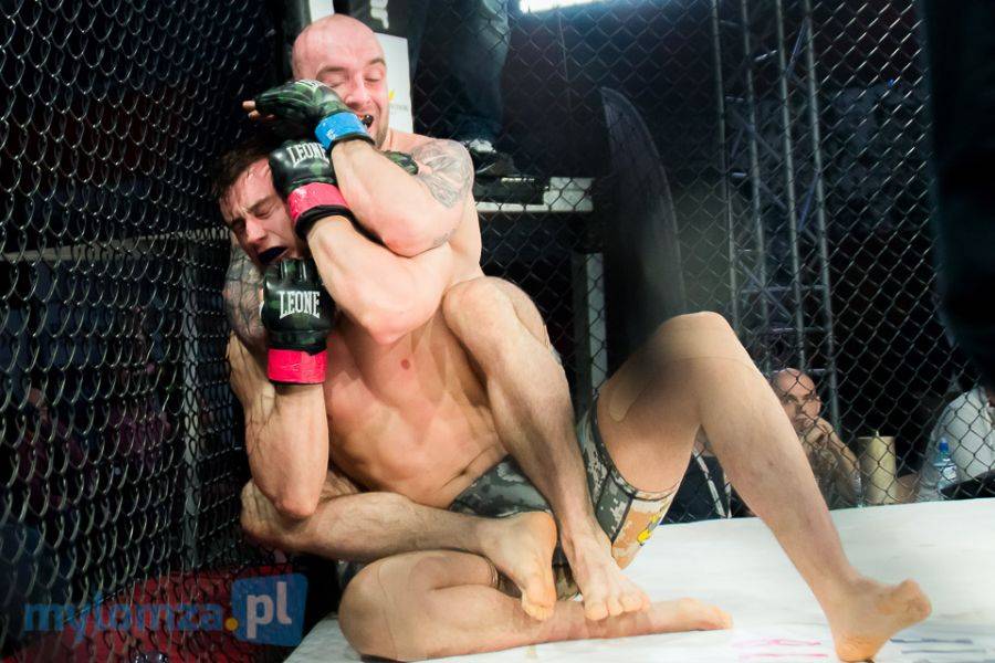 Armia Fight Night 2: Maciek Roszkowski vs Jacek Bednorz [VIDEO i FOTO] 