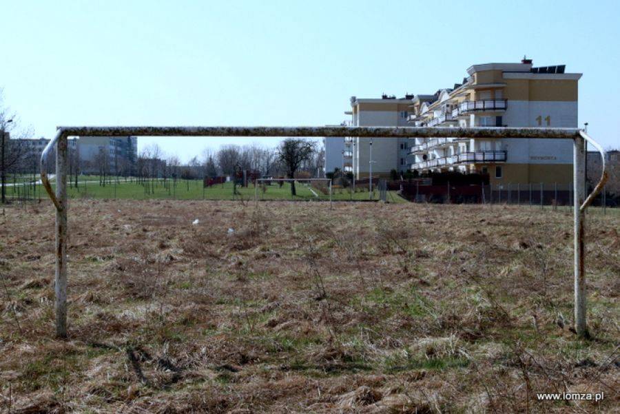 Nowy plac zabaw i boisko przy SP nr 1