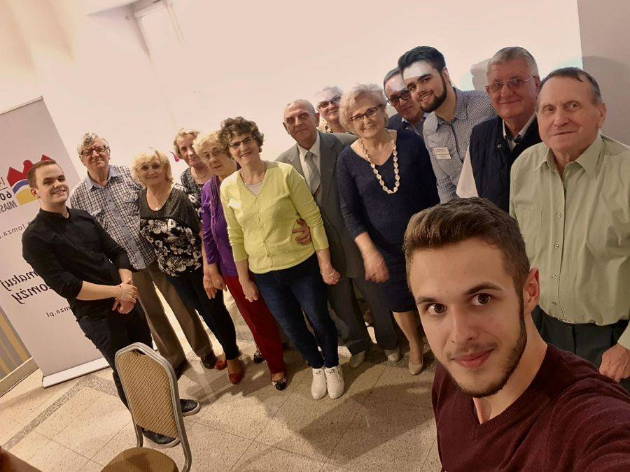 Word, facebook, e-mail bez tajemnic! Młodzi z MRM wspierają seniorów [FOTO]