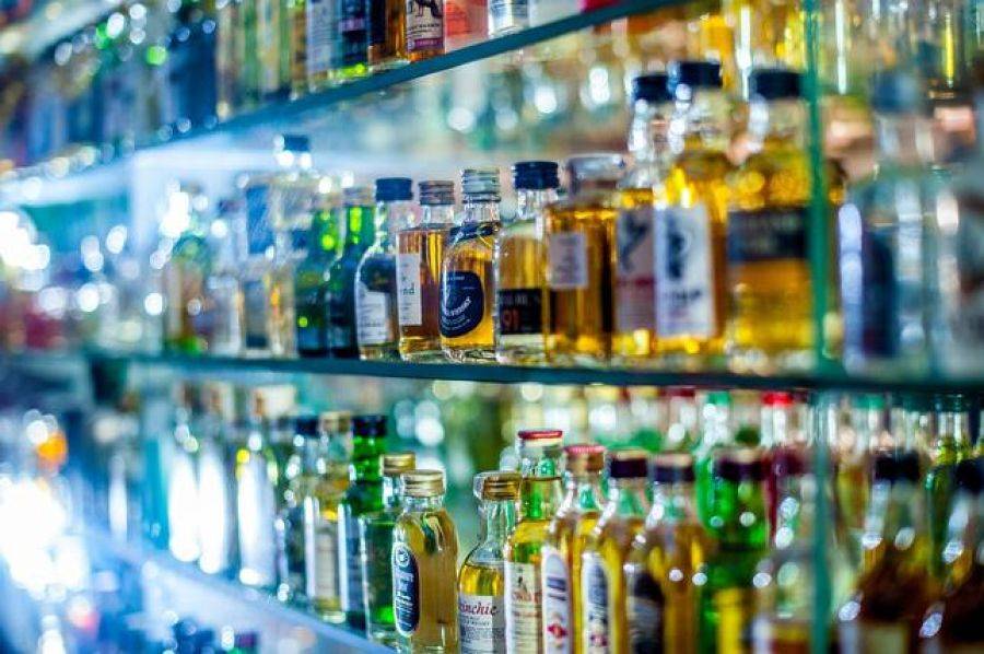 Szykuje się nocna prohibicja. Na stacji paliw w Łomży alkoholu nie kupisz?