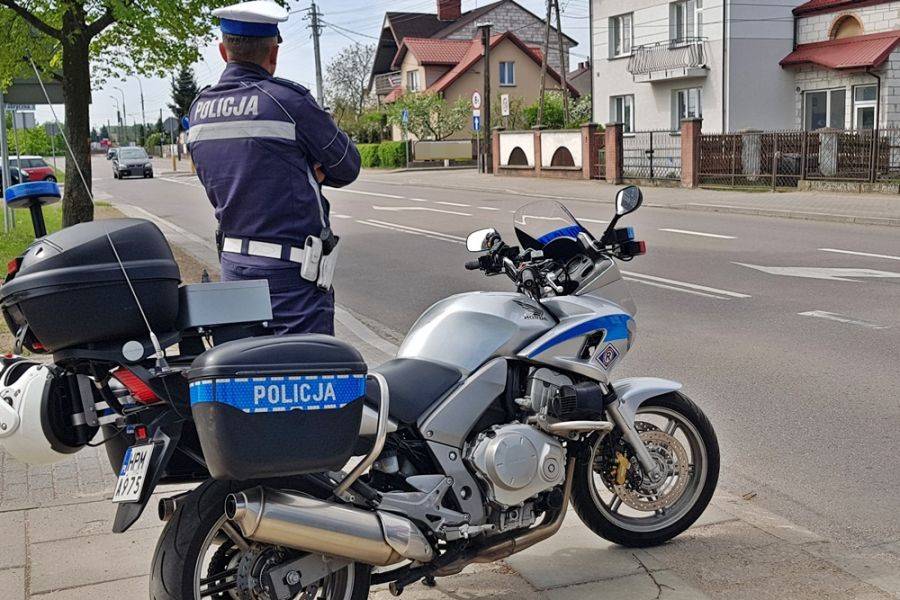 Stan techniczny pojazdów oraz stan trzeźwości kierujących priorytetem dla policji [FOTO]