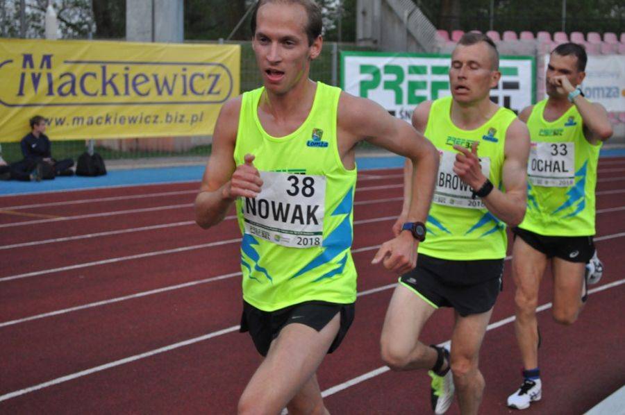 Zawodnicy z Łomży wygrywają 28. Bieg Konstytucji 3 Maja w Warszawie