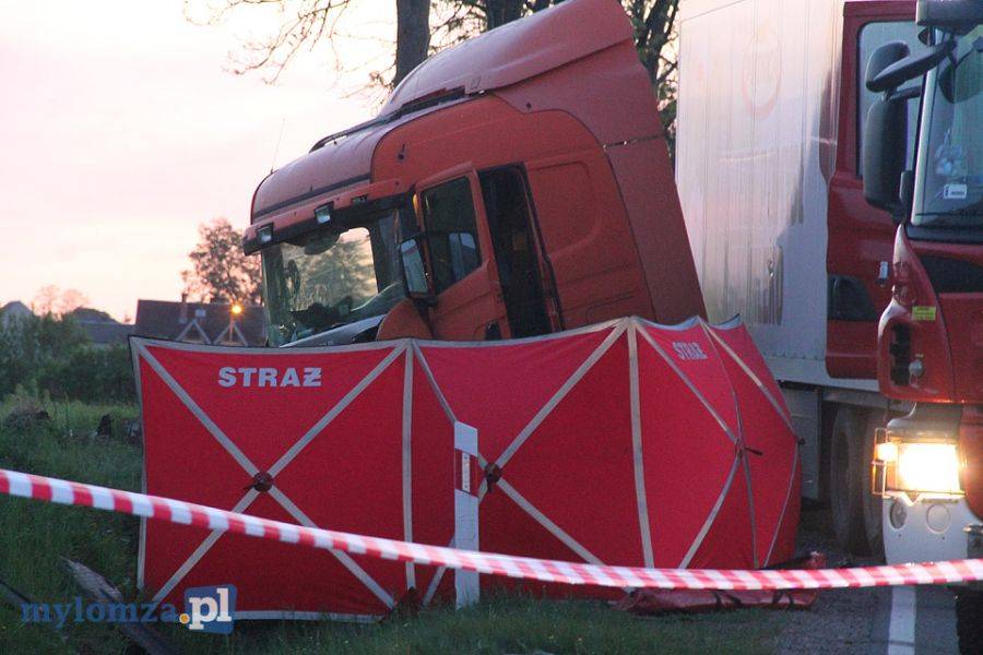 Dwie osoby nie żyją po wypadku w Miastkowie [VIDEO i FOTO]
