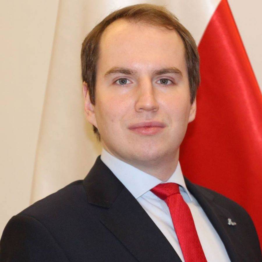 Młody poseł z Grajewa zmienia Polskę. Zapowiada utworzenie nowej siły politycznej