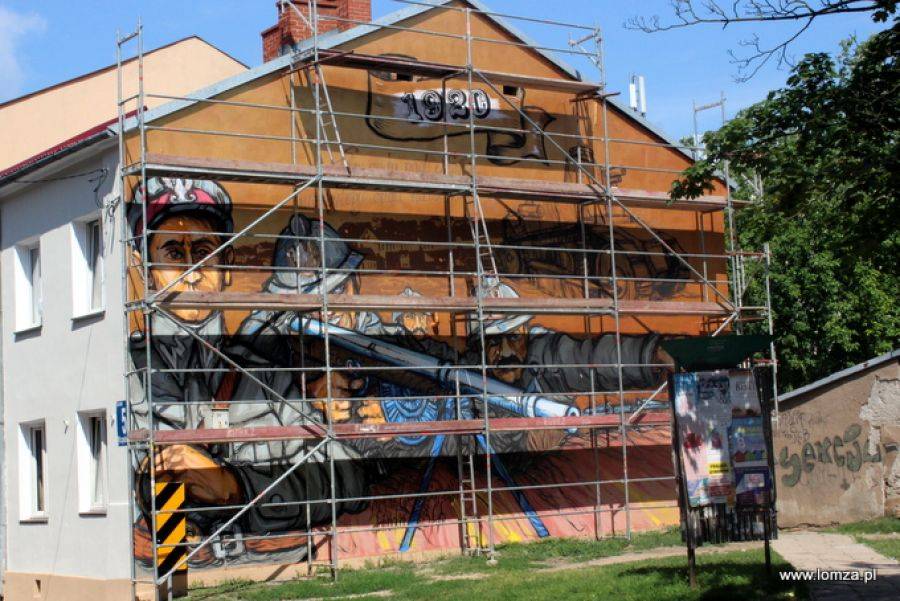 Kolejny mural w Łomży