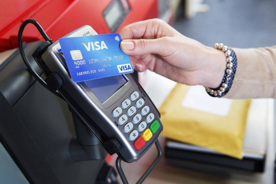 Na tacę wpłacisz kartą. IT Card dostarczy terminale parafii