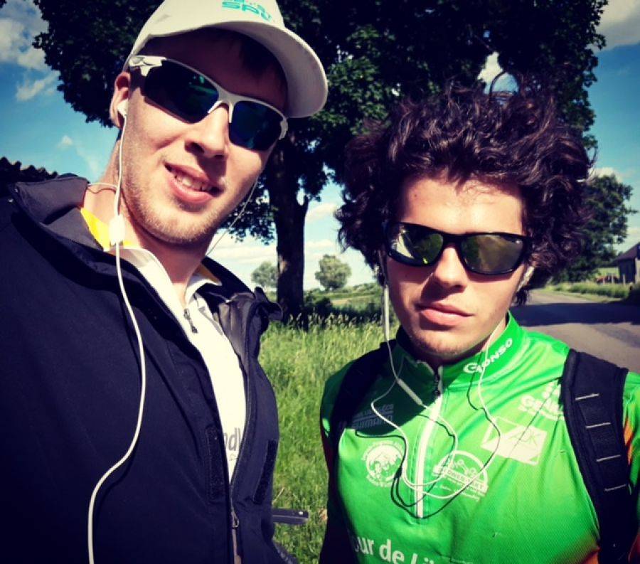 Tegoroczni maturzyści z Łomży pokonali na rowerach jednego dnia 240 km!