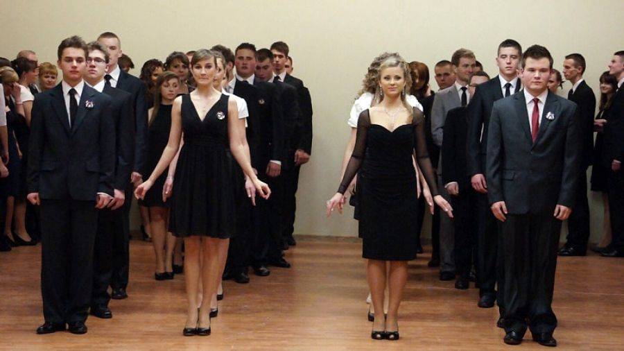 [VIDEO+FOTO] To była ostatnia łomżyńska studniówka w tym roku!