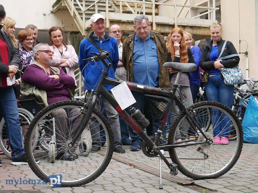 Rower, prawie nówka! Licytacja rzeczy znalezionych [VIDEO i FOTO]
