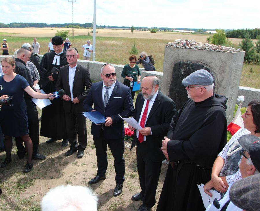 77. rocznica mordu w Jedwabnem – uroczyste obchody za nami [FOTO]