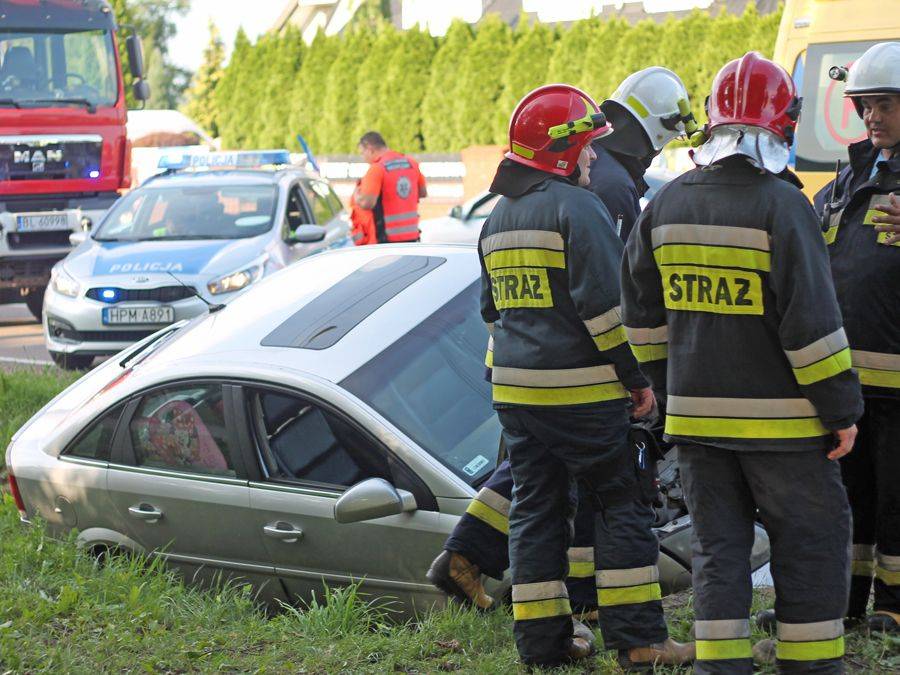Pijany kierowca w Konarzycach wpadł do rowu. Nagranie z wideorejestratora [VIDEO i FOTO]