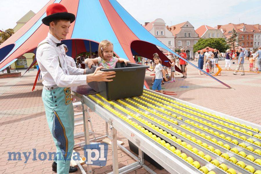 Na Starym Rynku trwa Festiwal Sztuki Ulicznej [VIDEO]