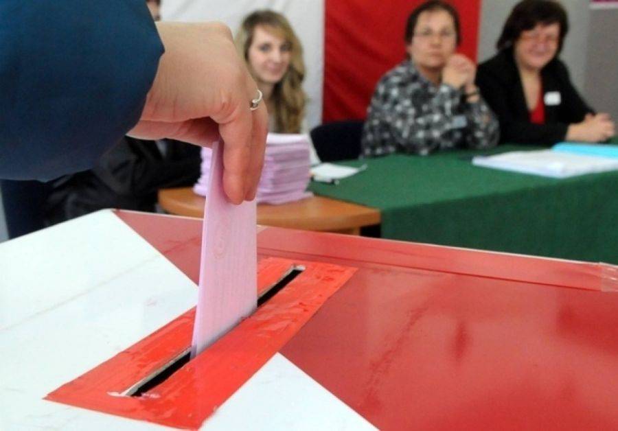Premier ogłosił datę wyborów samorządowych 2018