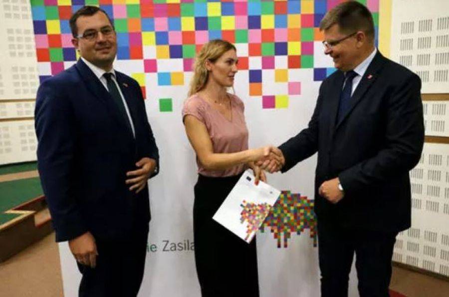 Gmina Nowogród odnowi pomnik poległych w 1920 r. 