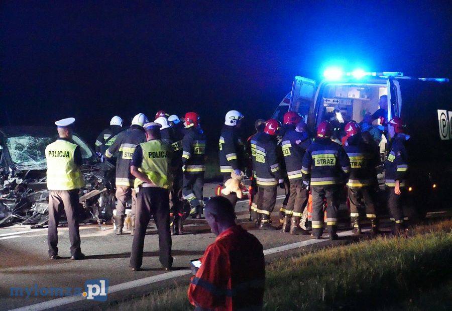 Wypadek w Kisielnicy. Osiem osób w szpitalu [VIDEO i FOTO]