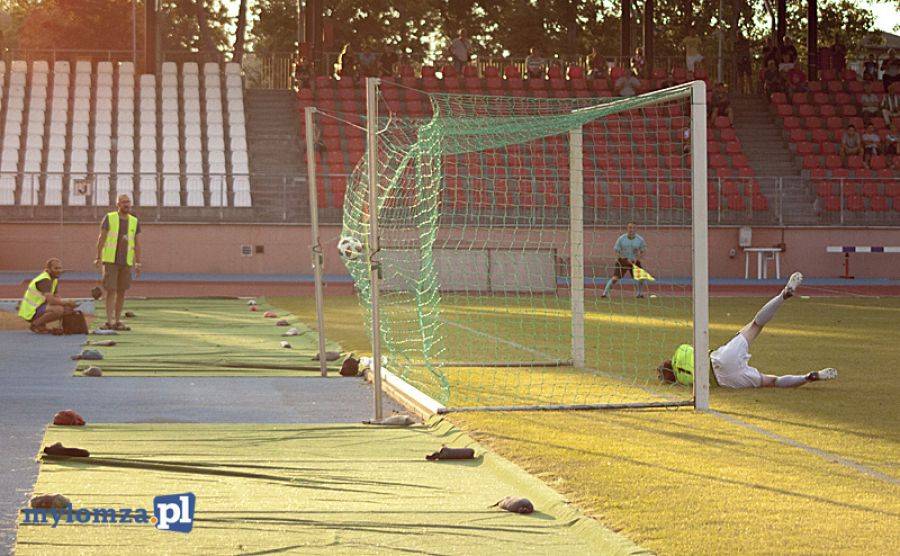 ŁKS pokazuje charakter i wygrywa 3-0 ze Świtem Nowy Dwór Mazowiecki [VIDEO i FOTO]
