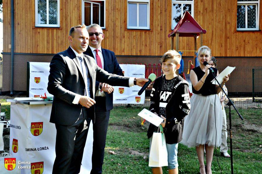 Dzieci z Gminy Łomża uratowały przed wycinką 130 drzew [FOTO]