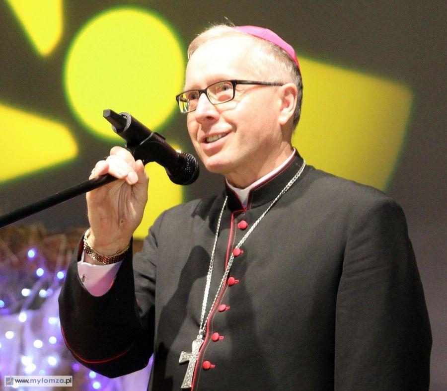 Biskup ogłasza dyspensę od pokarmów mięsnych