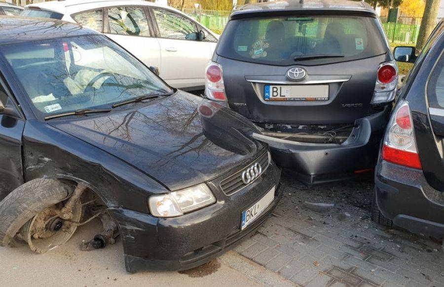 Aż 6 samochodów uszkodzonych w wyniku kolizji na ul. Studenckiej [FOTO]