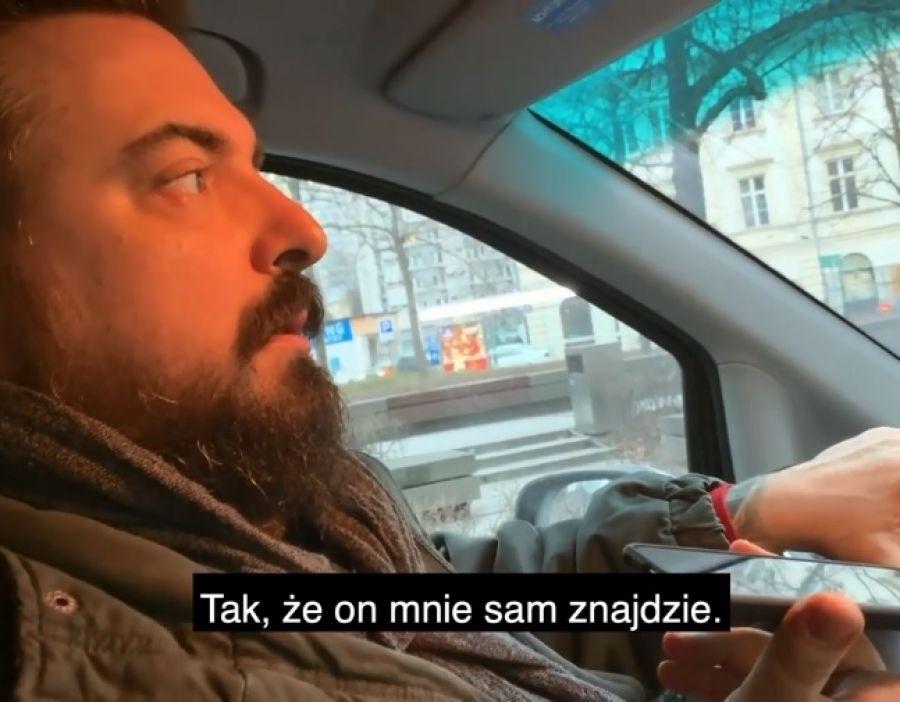 Ktoś zastrasza ofiarę księdza pedofila? 