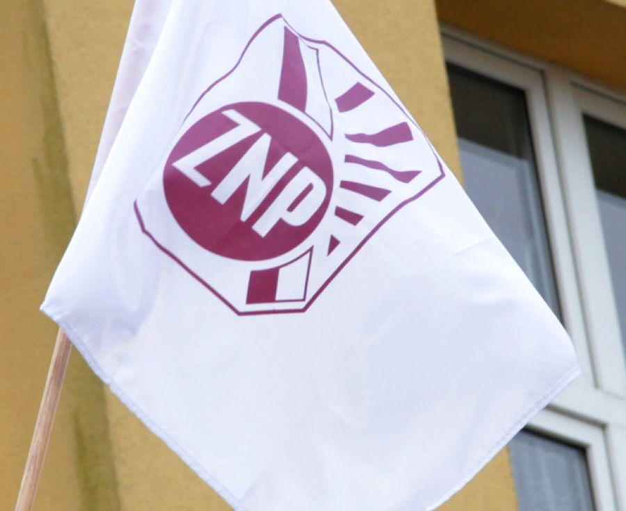 Pracownicy oświaty rozpoczynają strajk