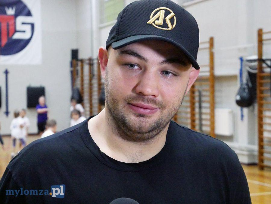 Kownacki w dziesiątce najlepszych pięściarzy wagi ciężkiej