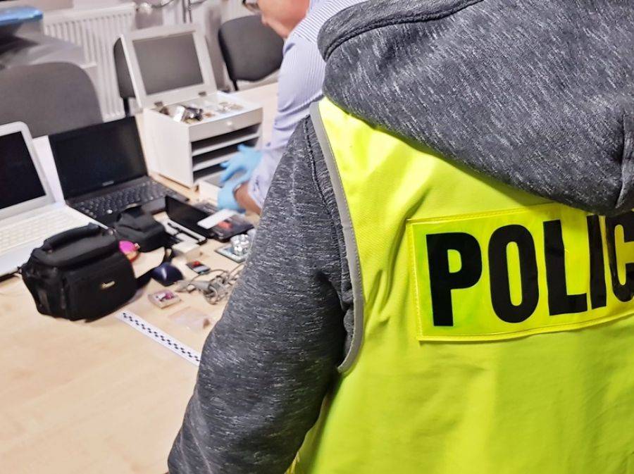 Młody włamywacz w rękach policji