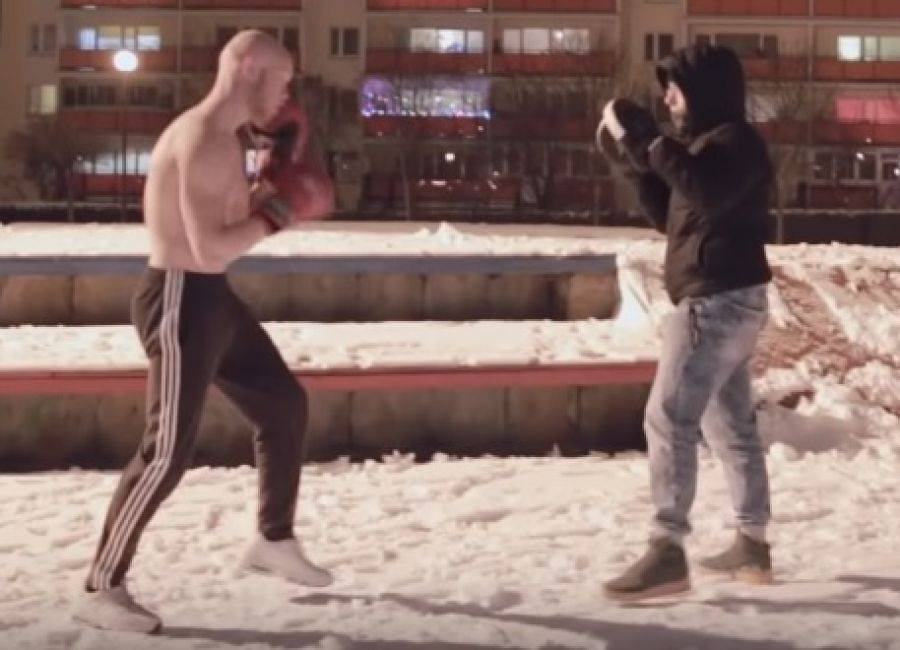 Jak wygląda trening street workout? [VIDEO]