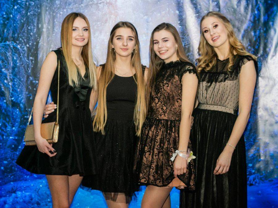 Uroczysta studniówka w Mechaniaku [FOTO]