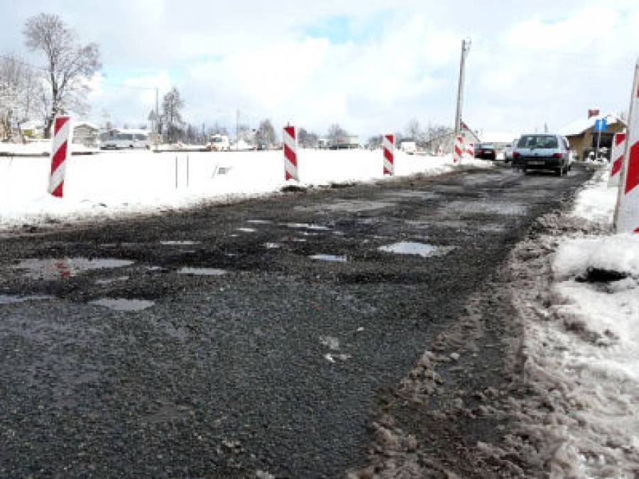 Kierowcy: jazda po ulicach to slalom