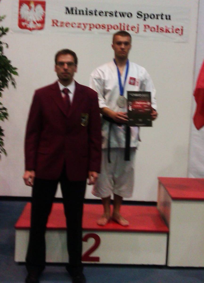 Dominik wrócił z medalami i tytułami