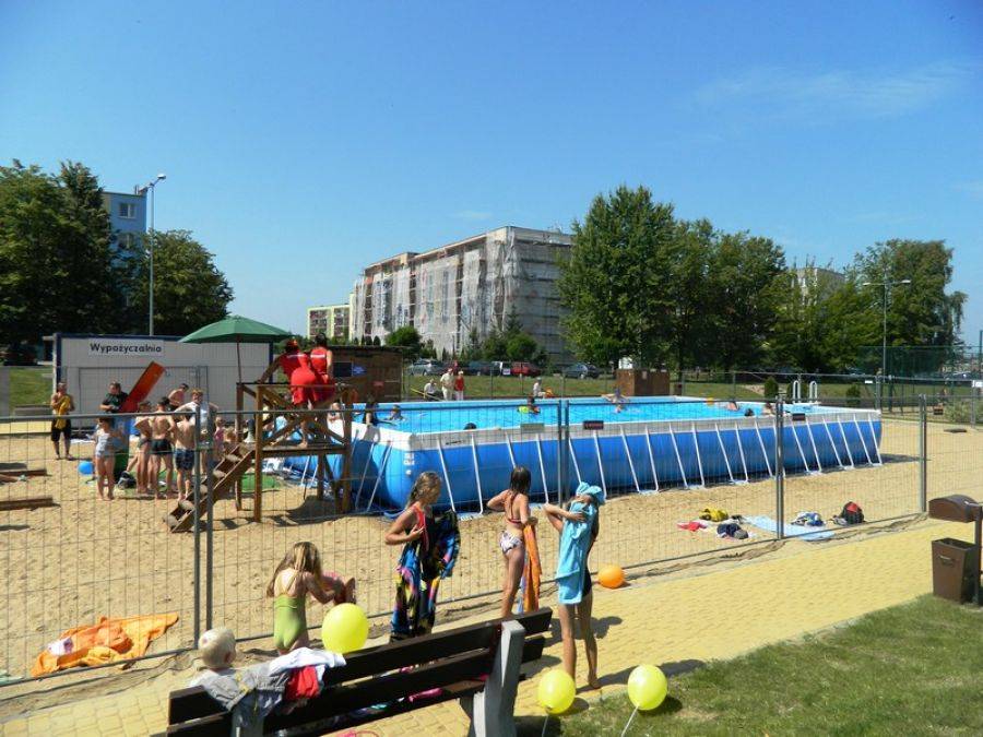 Pierwsi amatorzy pływania już się wykąpali- FOTO