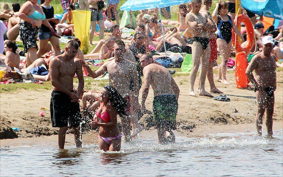 [VIDEO+FOTO] Upał spędź na łomżyńskiej plaży!