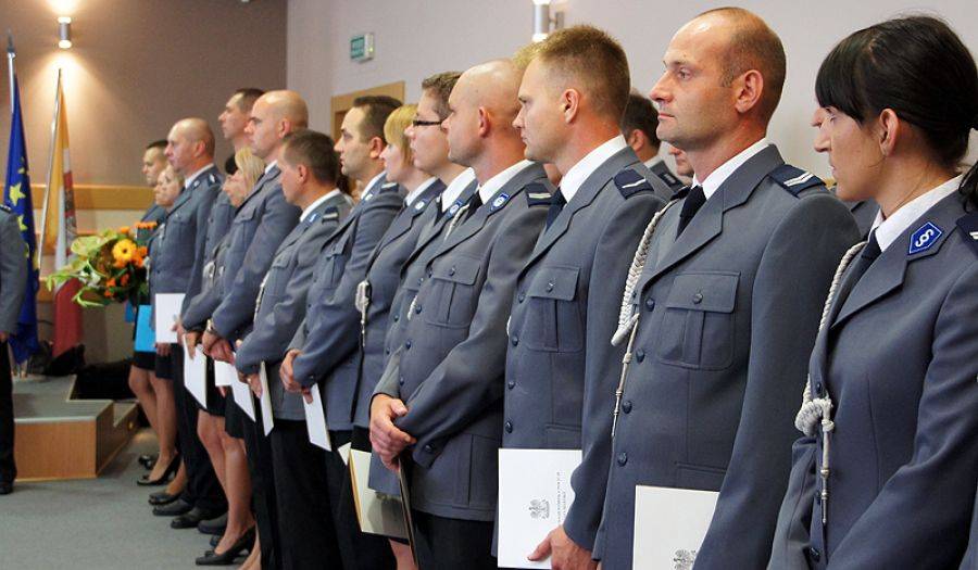 [VIDEO+FOTO] Policjanci odebrali awanse