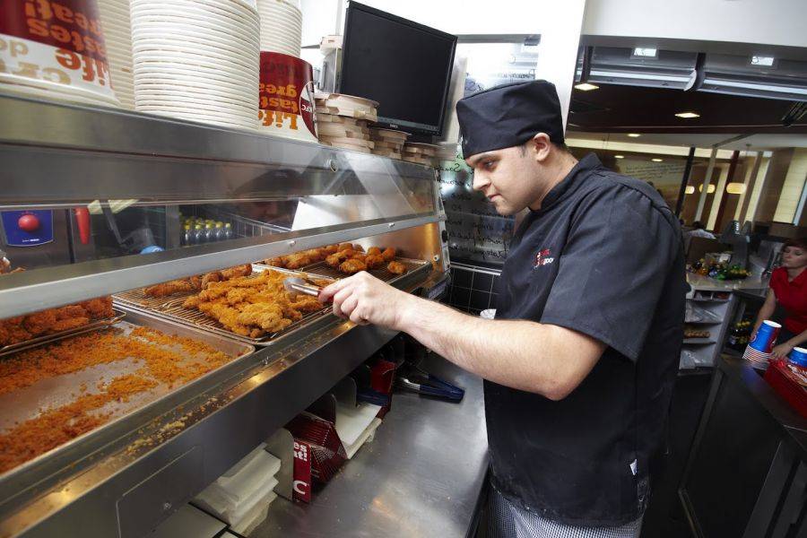 KFC szuka kadry kierowniczej