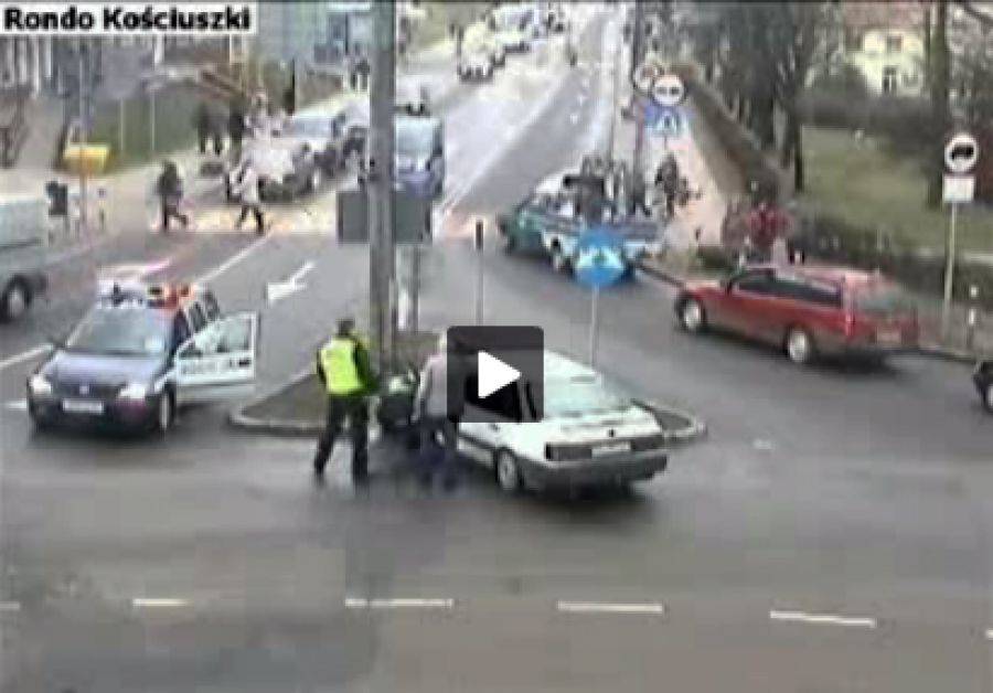 Pijany jechał przez Pl. Kościuszki