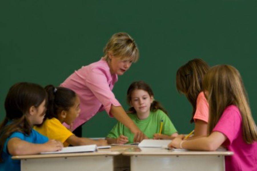 Nauczyciele chcą szkół finansowanych przez samorządy. Wieszczą pogorszenie jakości edukacji.