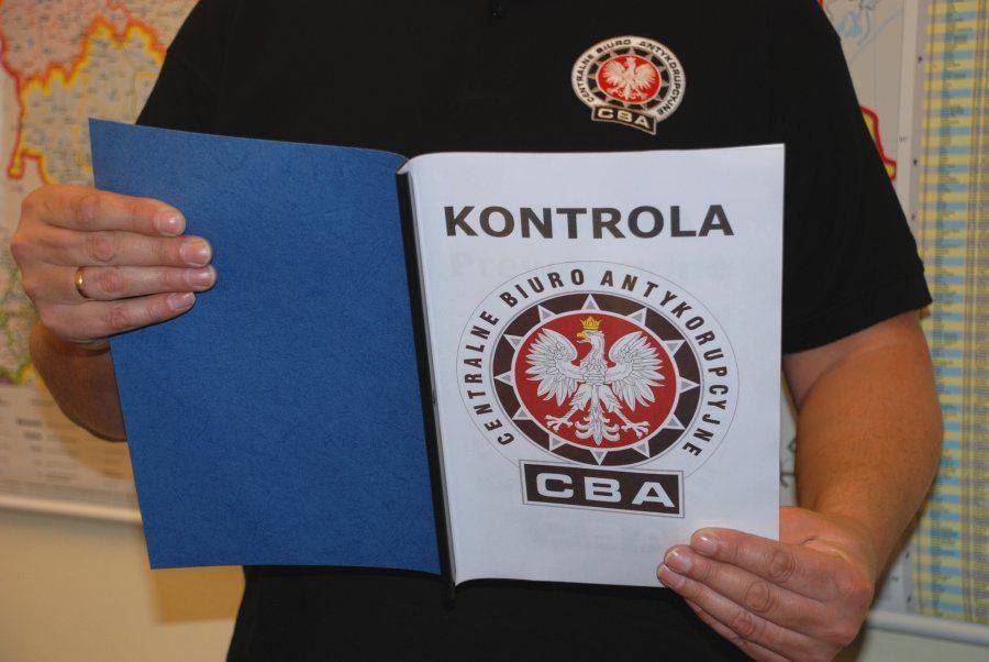 Były dyrektor pogotowia dostanie odszkodowanie za zwolnienie z pracy