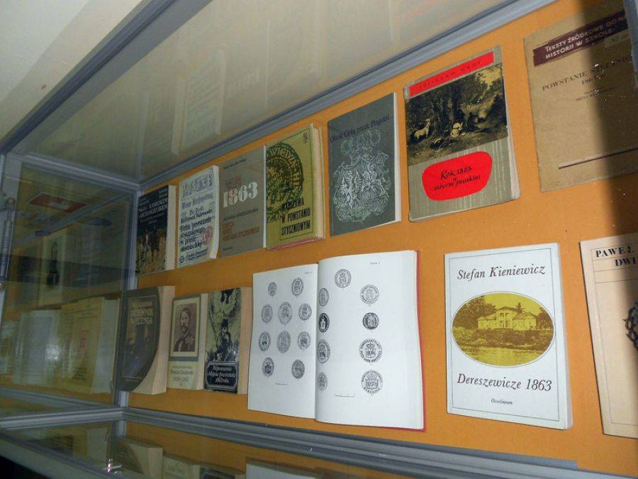 Bogata bibliografia dotycząca Powstania styczniowego- w Bibliotece Pedagogicznej