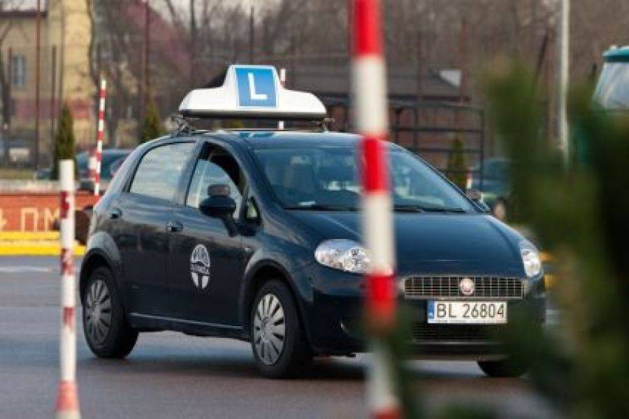W WORD pustki. Kursanci boją się nowych egzaminów.