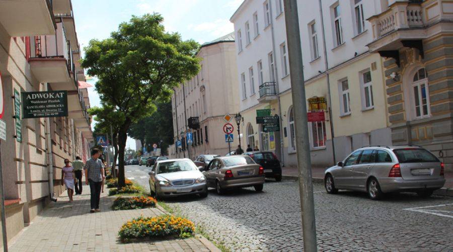 Mieszkańcy mogą zabrać głos. Konsultacje w sprawie ruchu na ul. Dwornej przedłużone.