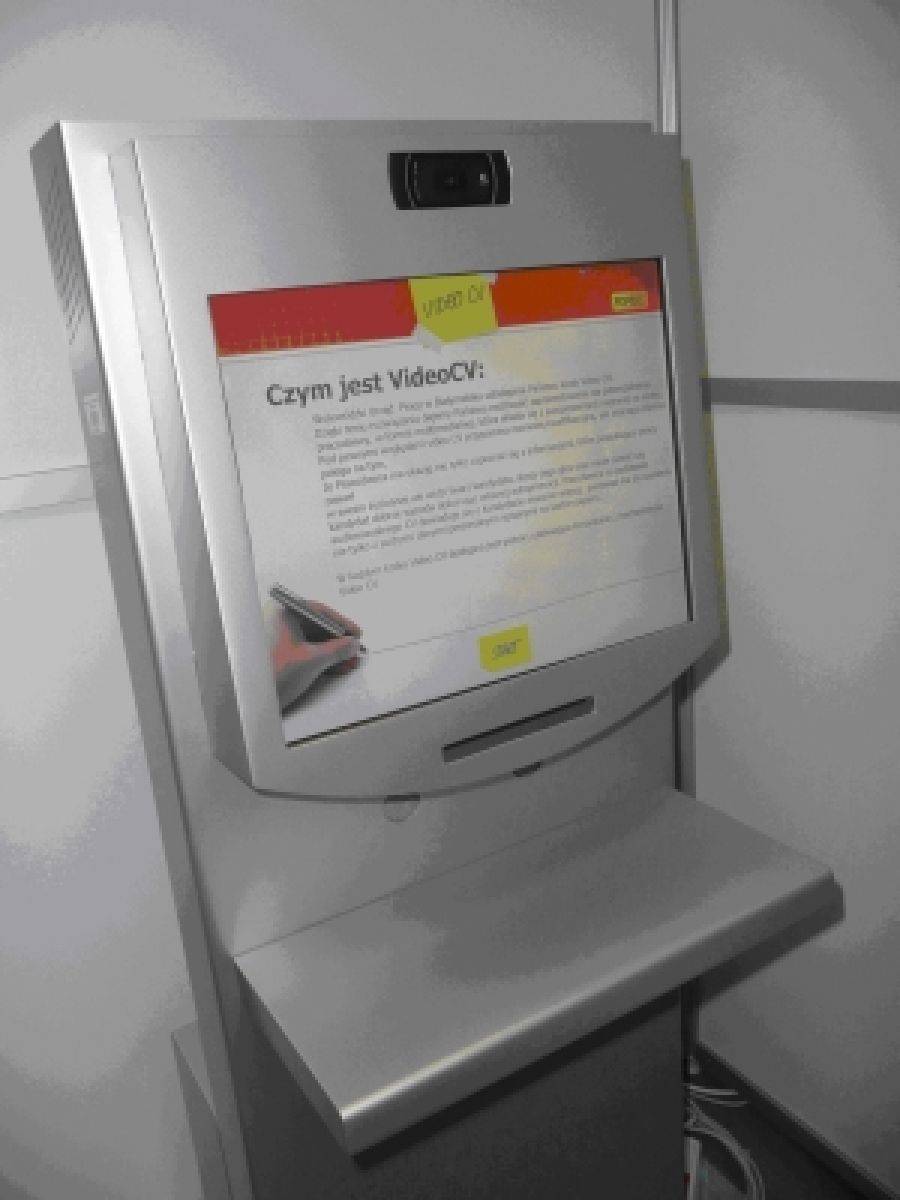 Przekonaj do siebie pracodawcę video CV. Nagrasz je w urzędzie pracy!
